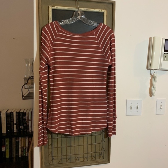 ModCloth Waffle Knit Henley in Striped Burnt Red Medium NWT - Picture 7 of 8